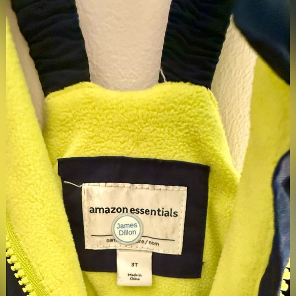 Amazon Essentials Toddler 3T Water Resistant Ski and Snow Bib Overalls - Picture 2 of 9